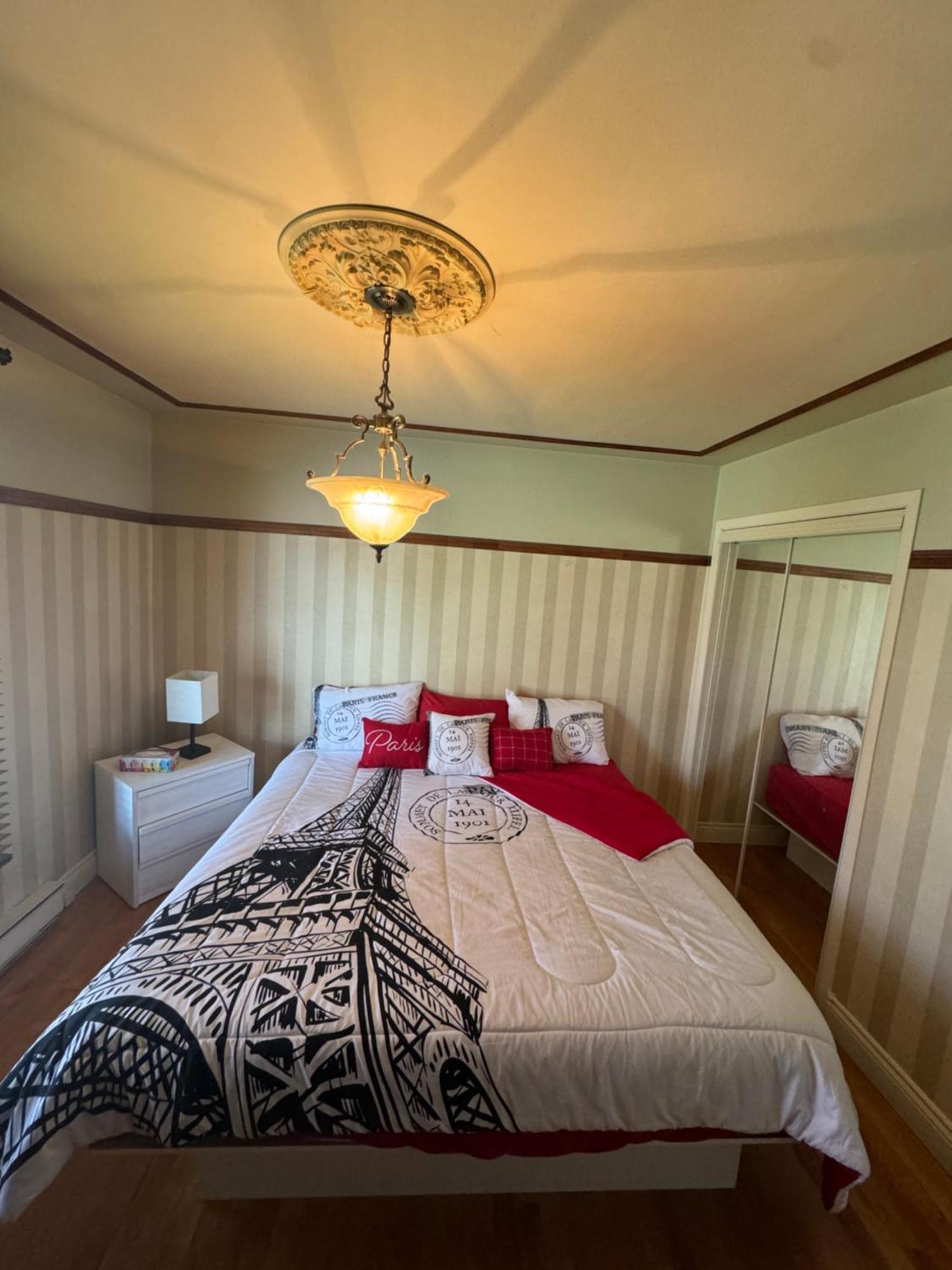 Tinga Home Chicoutimi Стая снимка